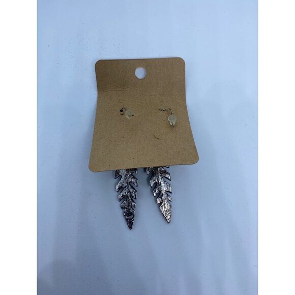 Retro Silver Leaf Earrings Turquoise Stone Accent Dangle Fashion Jewelry Womens - Picture 7 of 7